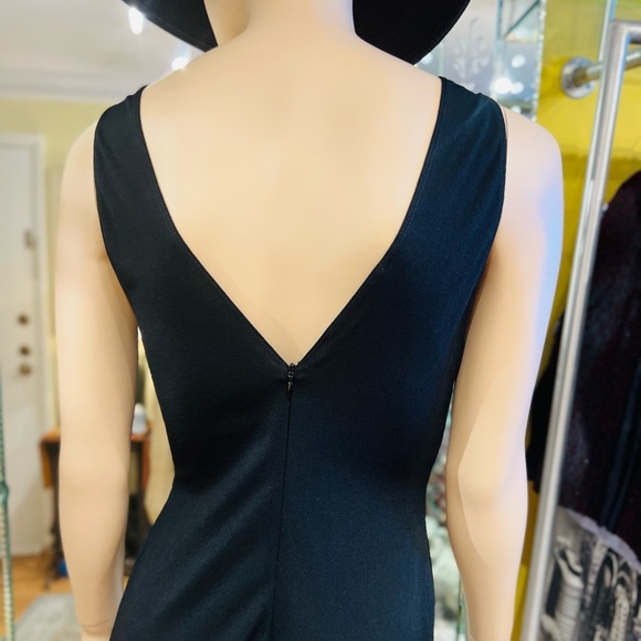 ULTRA OZBEK Made in Italy Midi V neck sleeveless little black dress size small - Picture 4 of 15